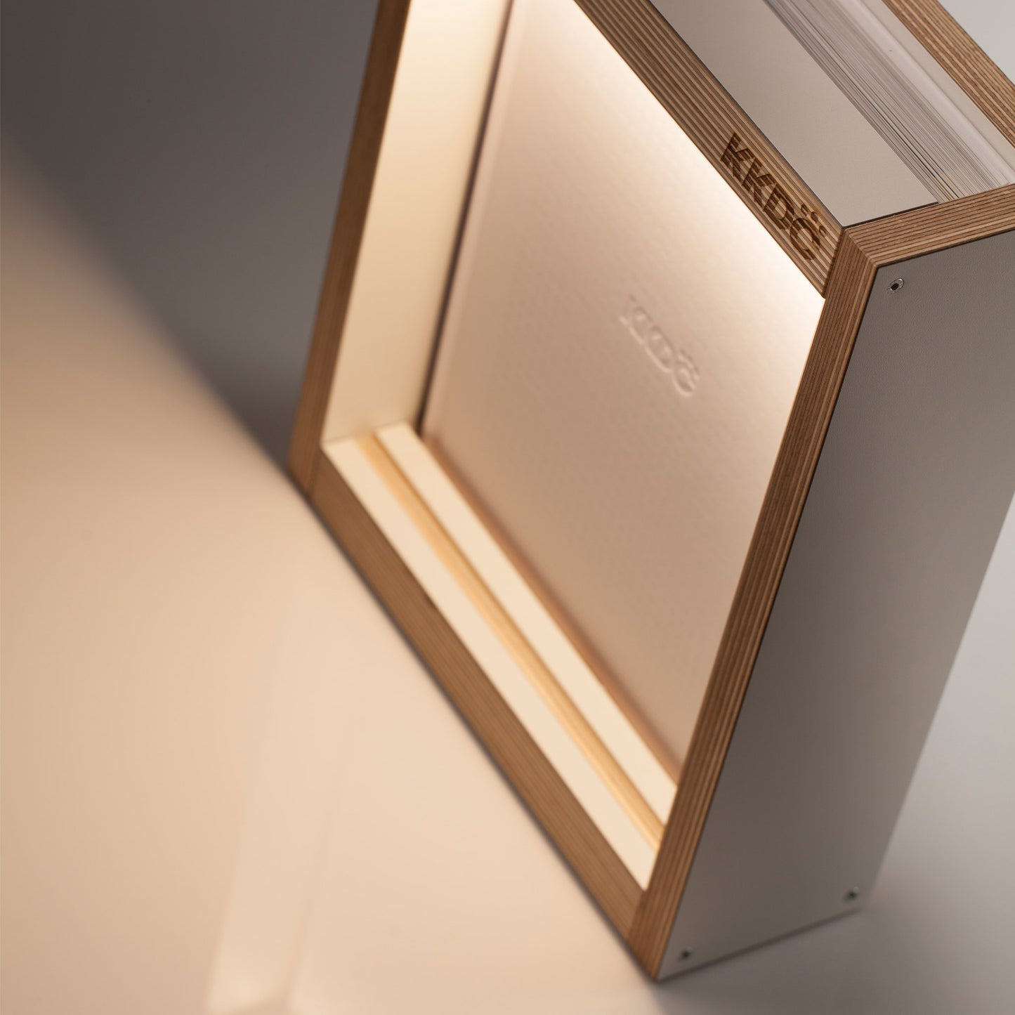 KKDC DESKK Lamp